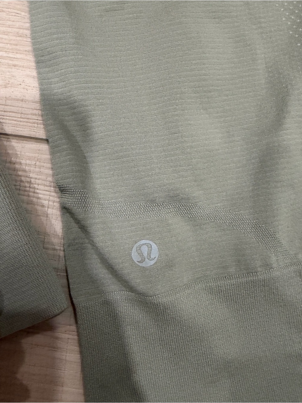 lululemon athletica Swiftly Relaxed Half Zip size 4 grey/white - Picture 5 of 5